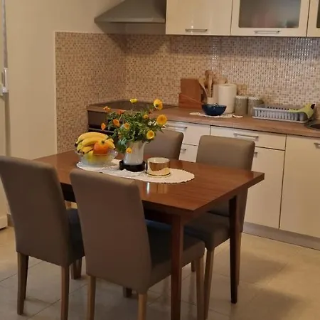 Apartman Maja Apartment